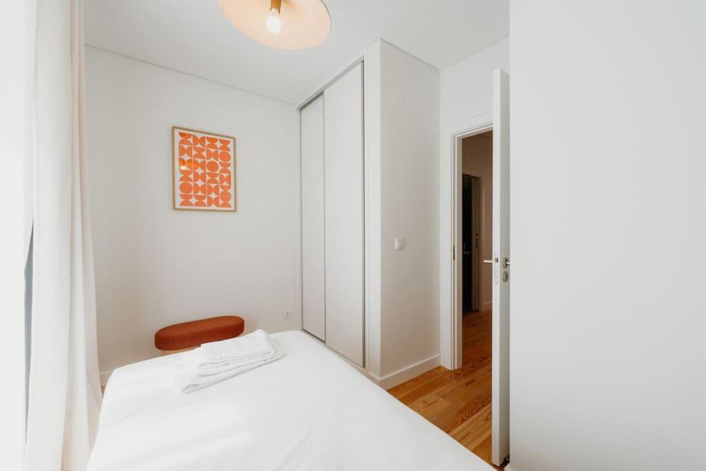 Lisbon Orange House - Beautiful Two-Bedroom Apartment 1D Bagian luar foto