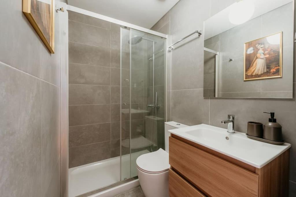 Lisbon Orange House - Beautiful Two-Bedroom Apartment 1D Bagian luar foto
