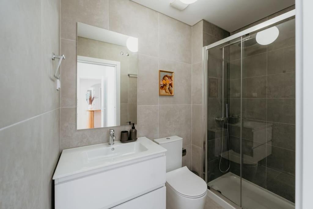 Lisbon Orange House - Beautiful Two-Bedroom Apartment 1D Bagian luar foto