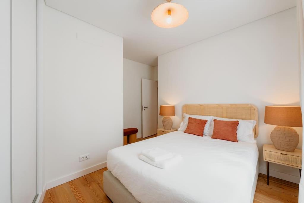 Lisbon Orange House - Beautiful Two-Bedroom Apartment 1D Bagian luar foto