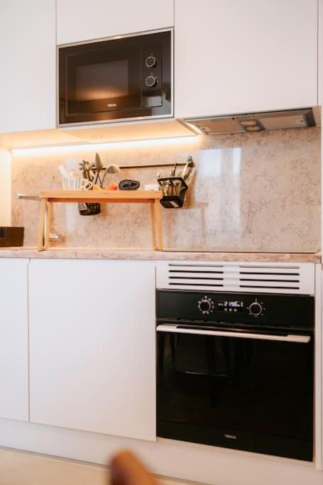 Lisbon Orange House - Beautiful Two-Bedroom Apartment 1D Bagian luar foto