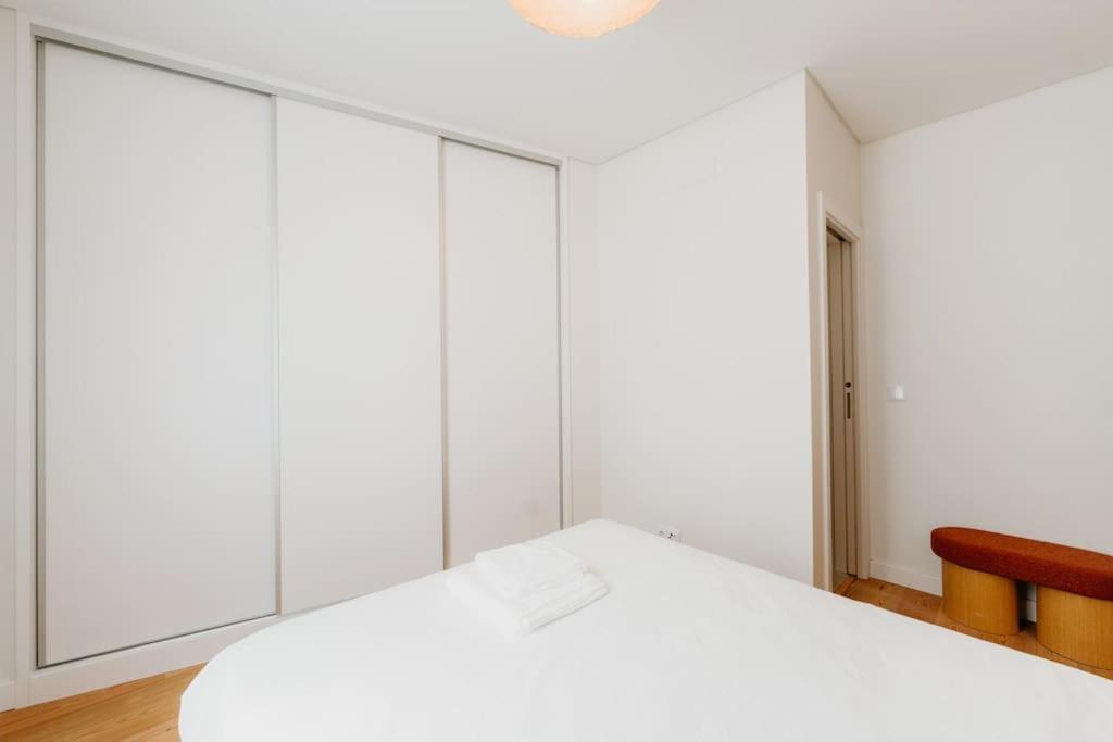 Lisbon Orange House - Beautiful Two-Bedroom Apartment 1D Bagian luar foto